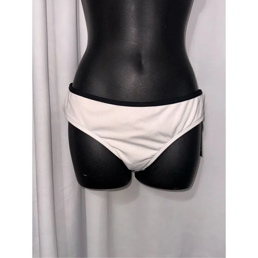 NEW WITH TAGS No Boundaries WOMEN white Bikini hipster Bottom size large mix and